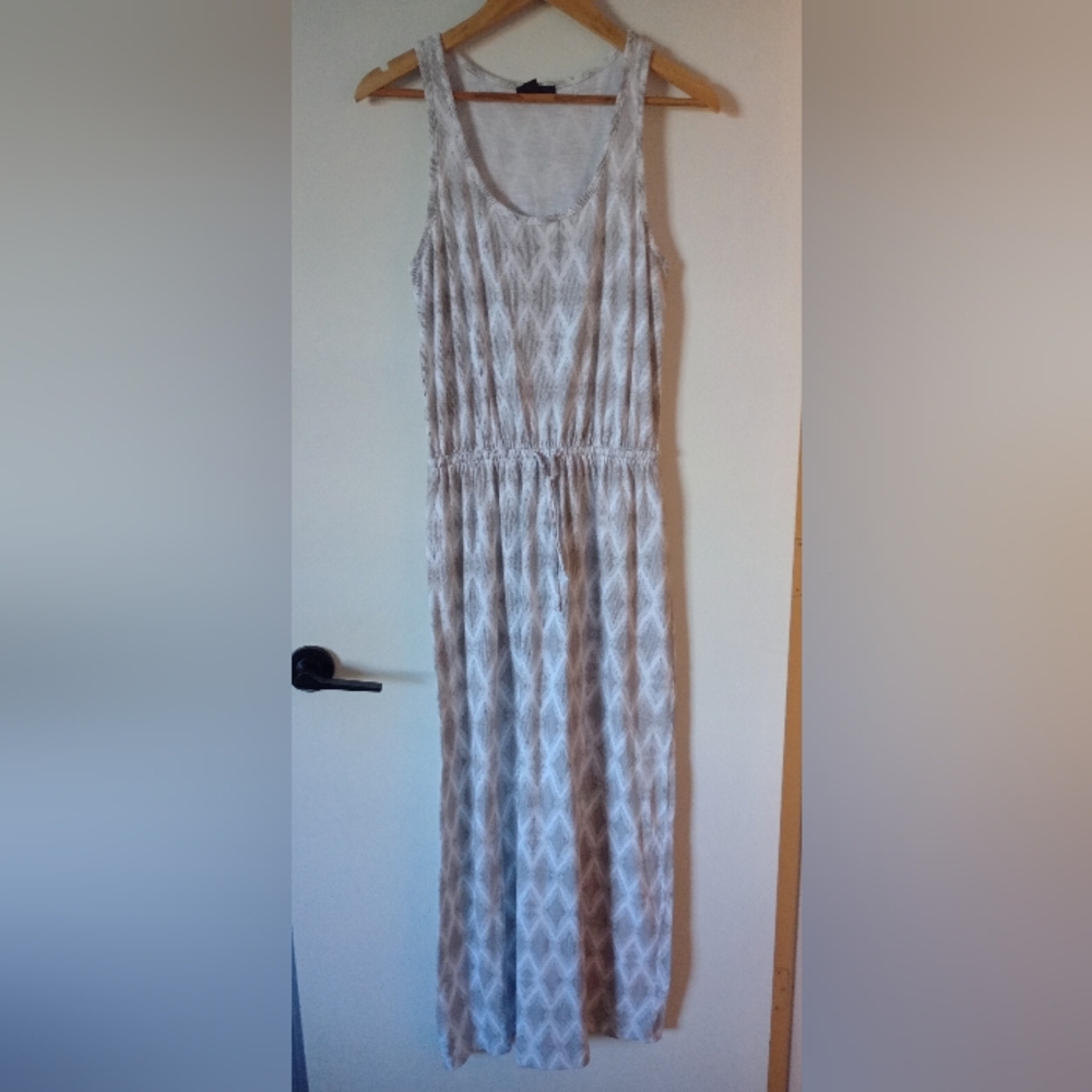 Gap Gray & White Sleeveless Geometric Patterned Maxi Dress w/ Drawstring Size Sm